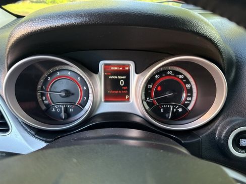 Used 2017 Dodge Journey SE w/ Flexible Seating Group FWD image 36