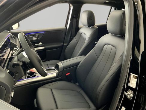 New 2026 Mercedes-Benz GLA 250 4MATIC image 16