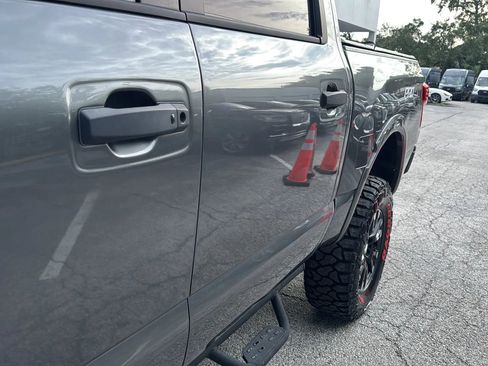 Used 2019 Nissan Titan PRO-4X AWD/4WD image 38
