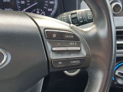 Used 2018 Hyundai Kona SEL image 19