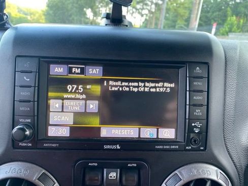 Used 2016 Jeep Wrangler Unlimited Sport w/ Quick Order Package 23S AWD/4WD image 8