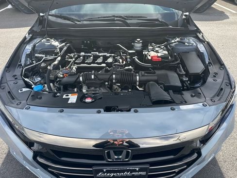 Used 2022 Honda Accord Sport image 10