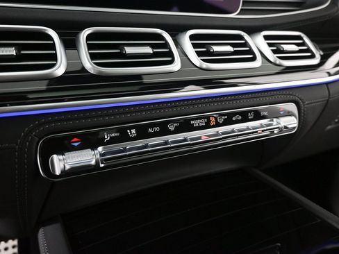 New 2026 Mercedes-Benz GLE 63 AMG S image 15