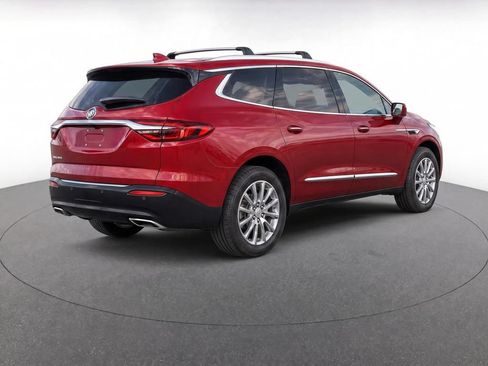 Used 2020 Buick Enclave Essence w/ Sound and Sites Package AWD/4WD image 3