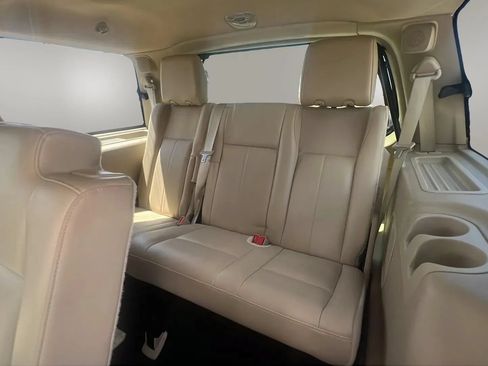 Used 2016 Ford Expedition Limited w/ Equipment Group 301A RWD image 28