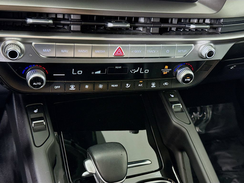 Used 2024 Kia Telluride S w/ S Sunroof Package AWD/4WD image 8