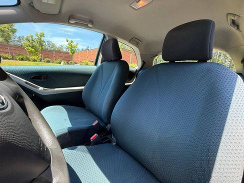 Used 2008 Toyota Yaris S FWD image 10