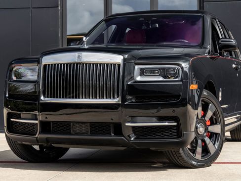 Used 2021 Rolls-Royce Cullinan image 6