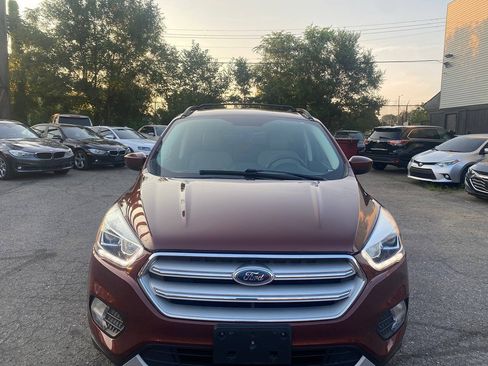 Used 2018 Ford Escape SEL AWD/4WD image 3