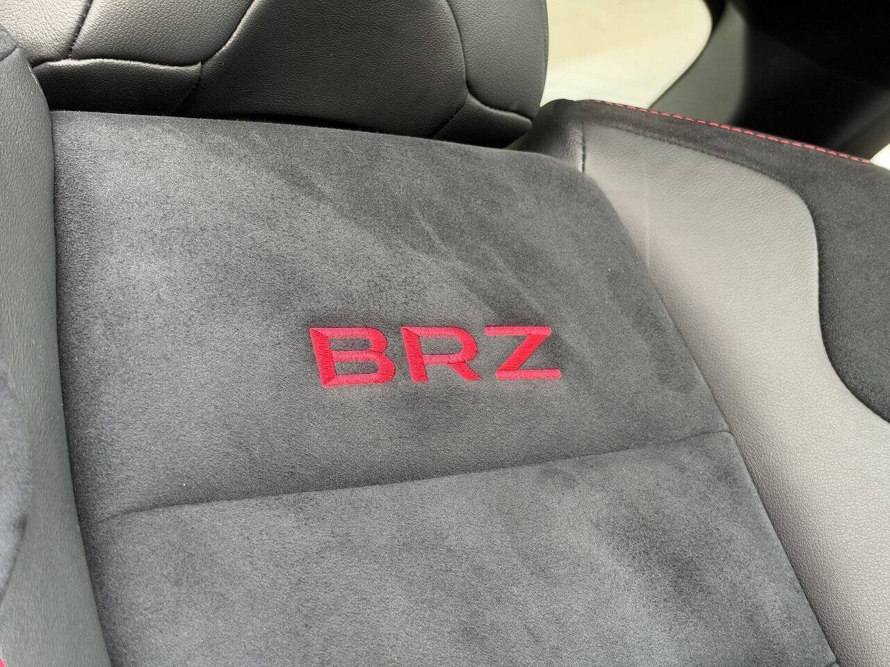 Used 2018 Subaru BRZ Limited RWD image 24
