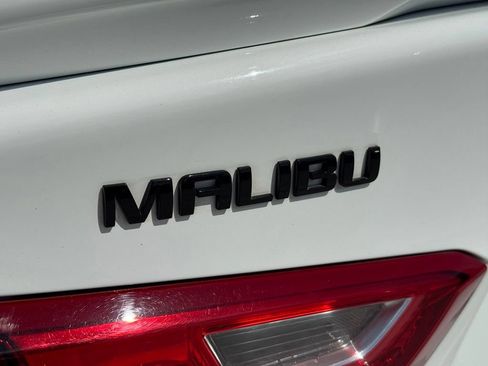Used 2023 Chevrolet Malibu RS FWD image 12
