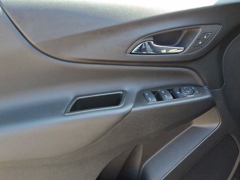 Used 2023 Chevrolet Equinox LT w/ LPO, Floor Liner Package FWD image 12