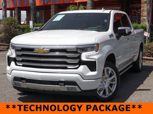 Used 2024 Chevrolet Silverado 1500 High Country w/ Technology Package image 4