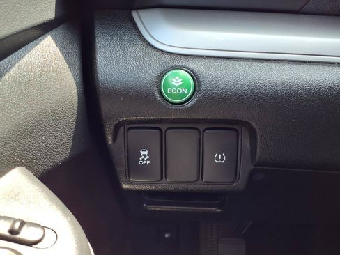 Used 2015 Honda CR-V EX image 10