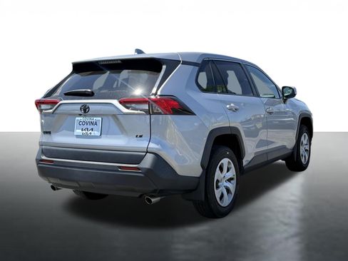 Used 2023 Toyota RAV4 LE FWD image 7