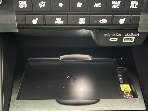 New 2026 Subaru Outback Limited AWD/4WD image 44