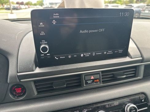 Used 2023 Honda Pilot EX-L image 7