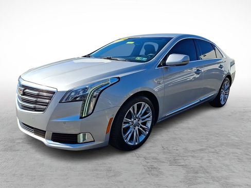 Used 2019 Cadillac XTS Luxury image 4