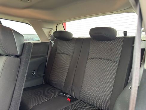 Used 2020 Dodge Journey SE w/ SE Popular Equipment Group FWD image 25