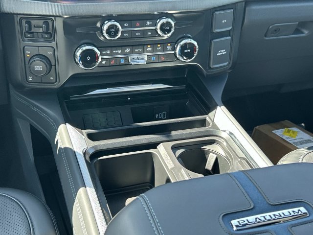 New 2026 Ford F250 Platinum AWD/4WD image 17