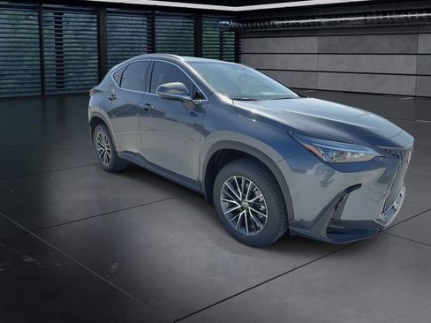 Used 2025 Lexus NX 250 FWD w/ Accessory Package (K3) image 2