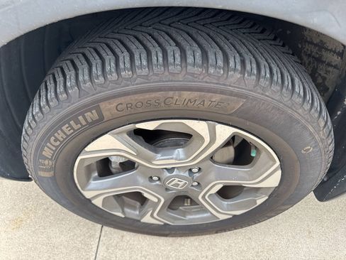 Used 2018 Honda CR-V EX image 8