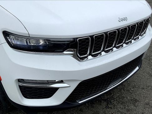 Certified 2025 Jeep Grand Cherokee Limited AWD/4WD image 29