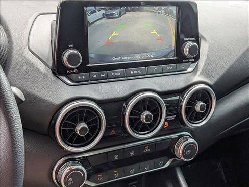 Used 2024 Nissan Sentra S image 14