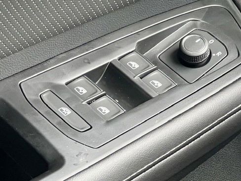 New 2026 Volkswagen Atlas SE image 31