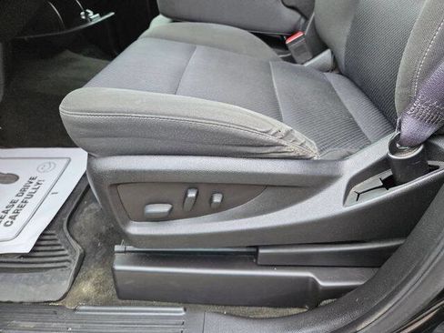 Used 2017 GMC Sierra 1500 SLE w/ SLE Value Package AWD/4WD image 13
