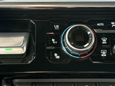 Used 2024 GMC Sierra 1500 Denali w/ Denali Reserve Package image 23