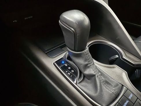 Used 2023 Toyota Camry SE w/ Convenience Package image 21