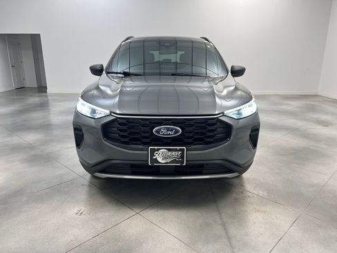 Used 2025 Ford Escape ST-Line AWD/4WD image 2