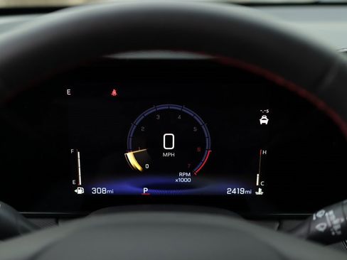 Used 2025 Chevrolet TrailBlazer RS w/ Driver Confidence Package image 11