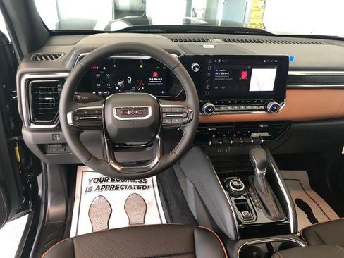 New 2025 GMC Canyon AT4 w/ Technology Plus Package image 8