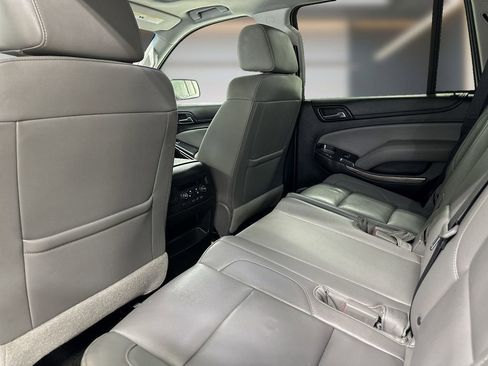 Used 2018 Chevrolet Tahoe LT w/ LT Signature Package RWD image 14