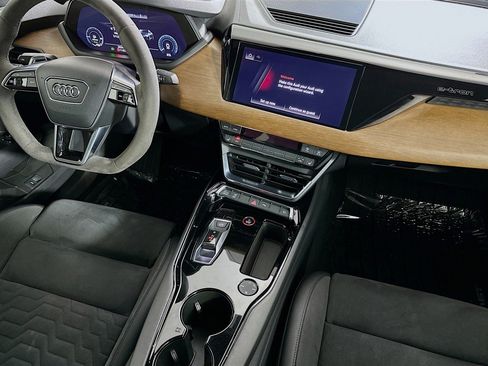 Used 2022 Audi e-tron GT Premium Plus AWD/4WD image 6