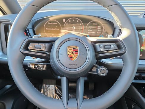 New 2026 Porsche Cayenne Coupe image 10