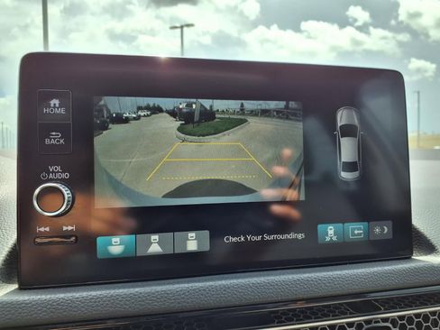 Used 2023 Honda Civic Touring image 11