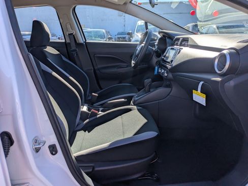 Used 2025 Nissan Versa S w/ Trunk Package FWD image 30