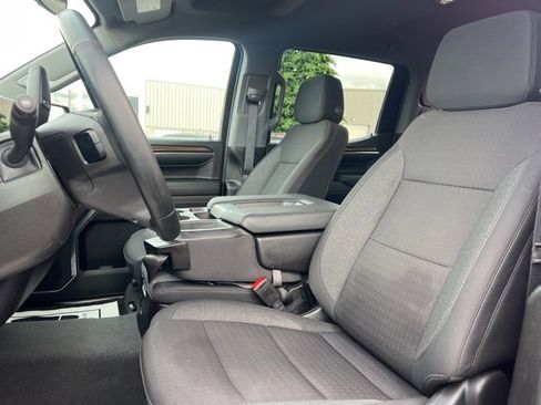 Used 2024 Chevrolet Silverado 1500 LT image 15