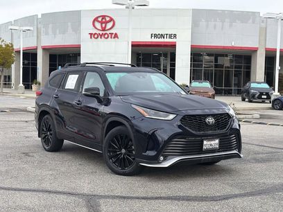 Used 2023 Toyota Highlander XSE