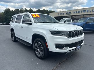 Used 2024 Jeep Wagoneer Series II w/ Flexible Seating Group video 1