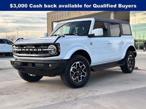 New 2025 Ford Bronco Outer Banks image 4
