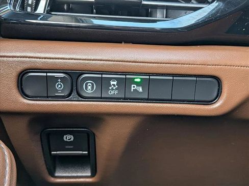 Used 2023 Acura MDX FWD w/ Technology Package image 17