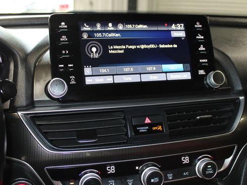 Used 2021 Honda Accord Sport image 14