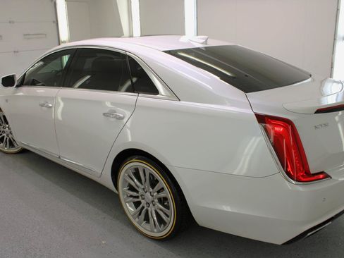 Used 2018 Cadillac XTS Luxury w/ Driver Awareness Package FWD image 16