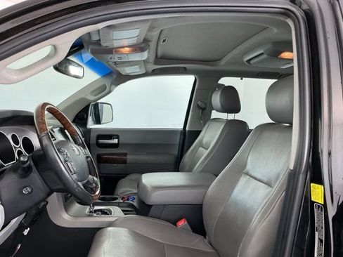 Used 2010 Toyota Sequoia Platinum AWD/4WD image 9