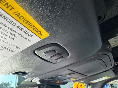 Used 2024 Ford Bronco Outer Banks w/ Sasquatch Package image 32