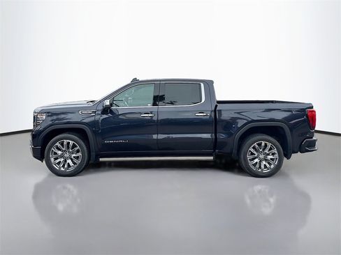 Used 2025 GMC Sierra 1500 Denali w/ Denali Reserve Package image 4